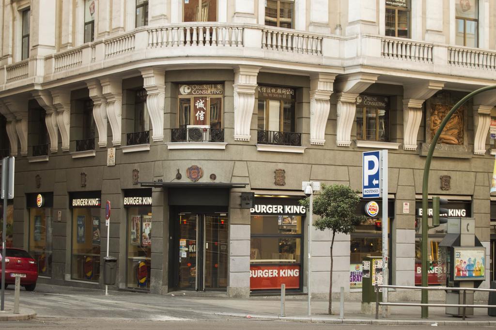 Smartrental Madrid Gran Via Apartments Bagian luar foto
