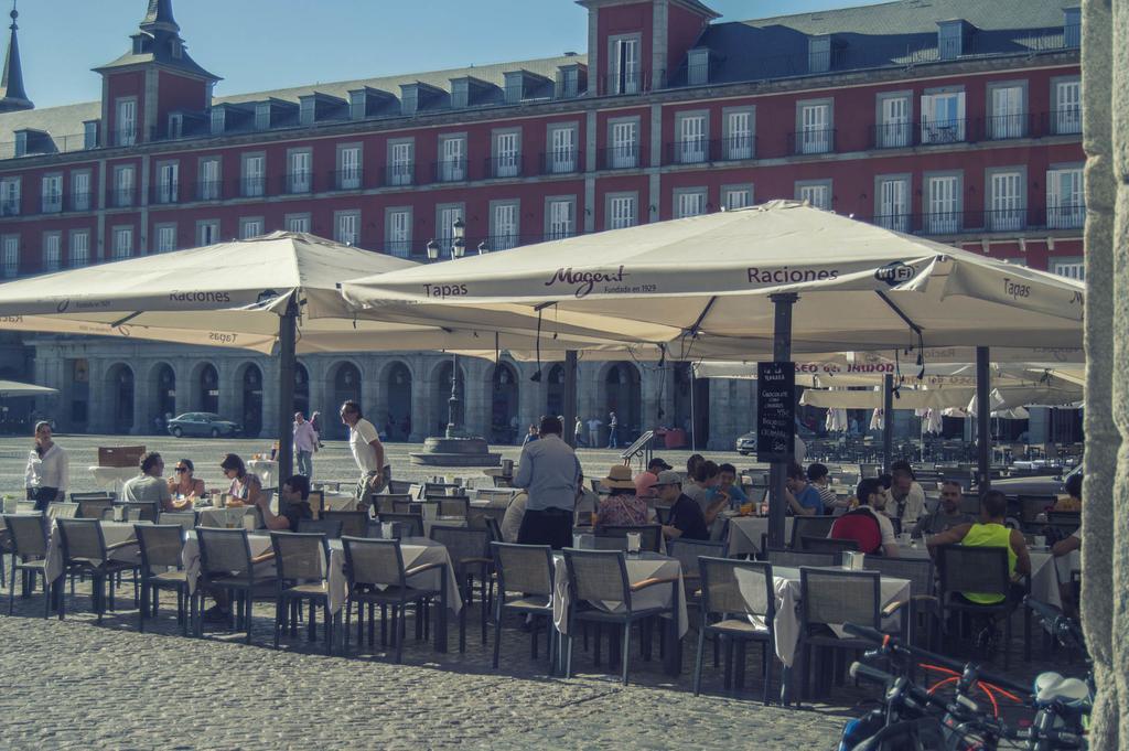 Smartrental Madrid Gran Via Apartments Bagian luar foto
