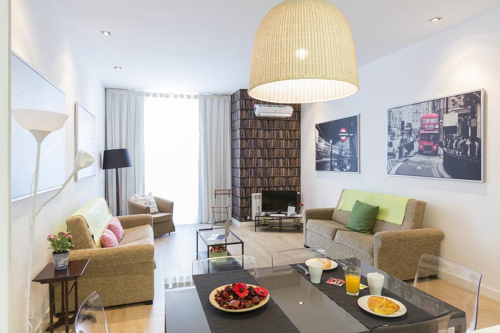 Smartrental Madrid Gran Via Apartments Bagian luar foto