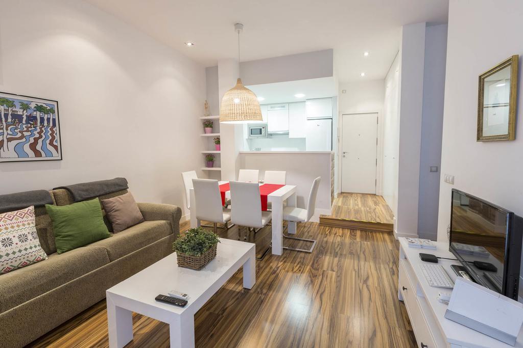 Smartrental Madrid Gran Via Apartments Bagian luar foto
